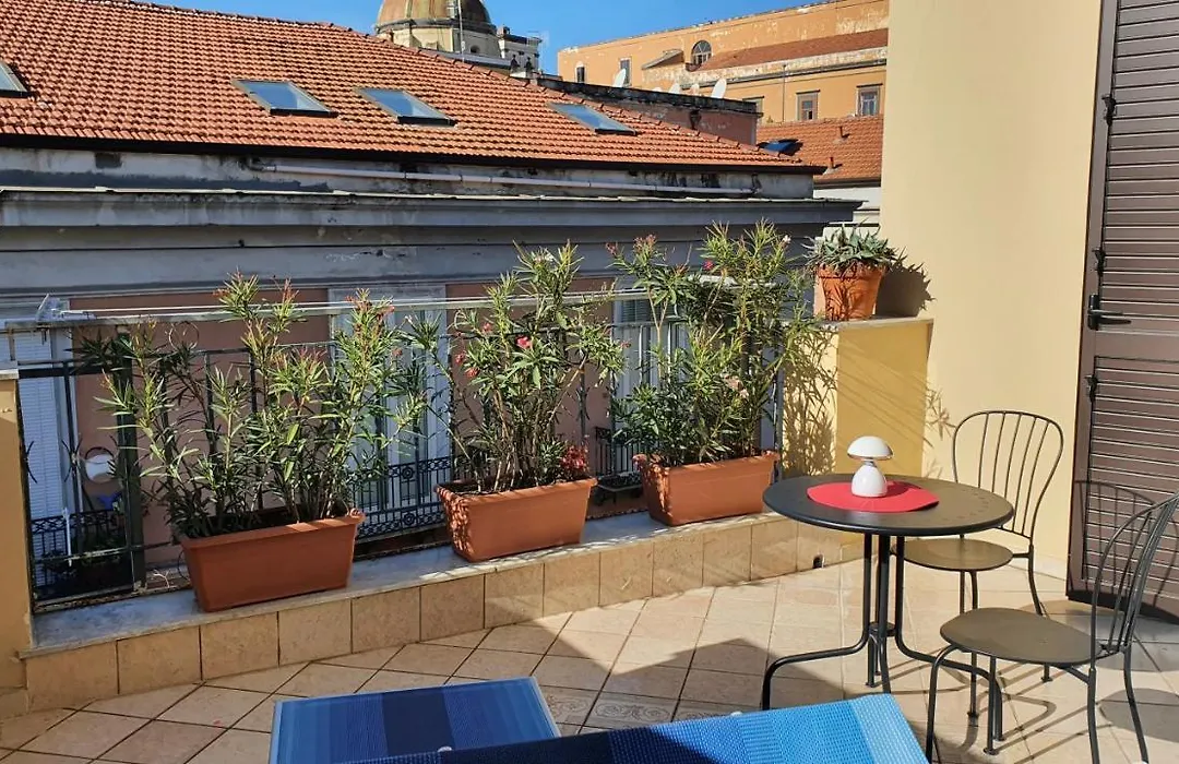 Gli Appartamenti Del Duca Di Miroballo-1